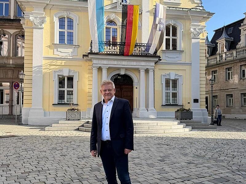 In Kulmbach tritt Frank Wilzok (CSU) in der Stichwahl f&uuml;r das Amt des Oberb&uuml;rgermeisters an.