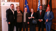 Verdienstkreuz am Bande für Gerlinde Deutsch aus Neustadt