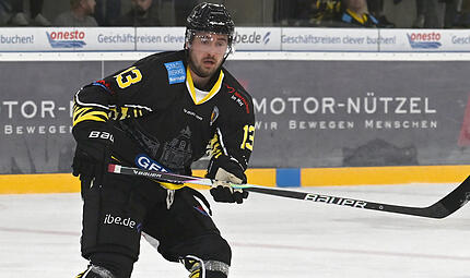 Sport Eishockey Oberliga S&uuml;d Saison 2025 / 2026  Sonntag  07.09.2025  Privatspiel Spielort Kunsteisstadion Bayreuth  Spielbeginn 18.00 h onestotigers Bayreuth gegen Hannover Indians Endstand 0:3 Michal SPACEK # 13
