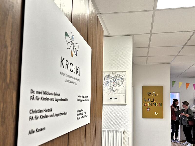 Ein Bilderrundgang durch die Praxis am Tag der Er&ouml;ffnungDie neue Facharztpraxis f&uuml;r Kinder- und Jugendmedizin in Kronach