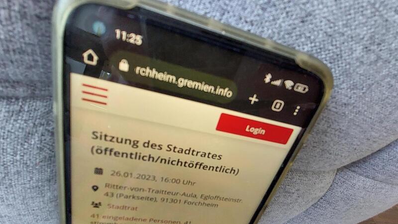 Künftig per App: Forchheims Stadträte werden mobil.Forchheim & Fränkische Schweiz