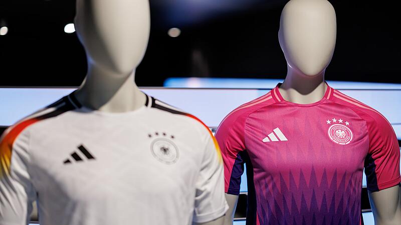 Trikots der Fußball-Nationalmannschaft