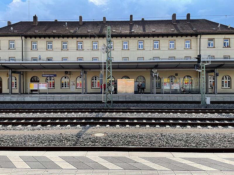 Der Bahnhof Forchheim vor der Sanierung.