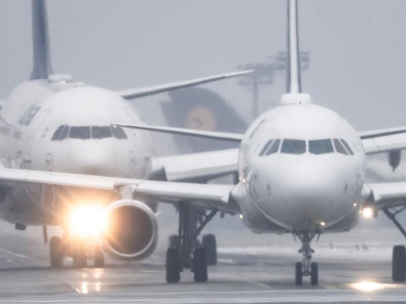 Winterbetrieb am Flughafen Frankfurt