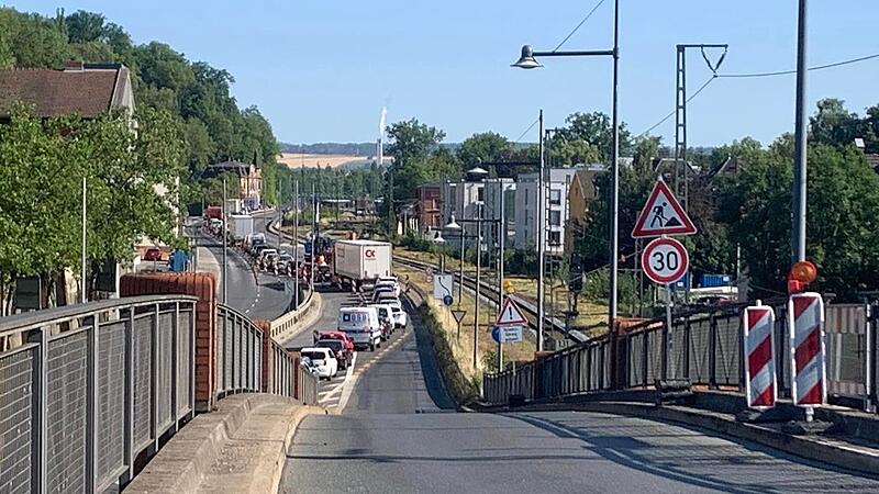 Chaos in Coburg: Ein Unfall auf der Stadtautobahn war am Dienstagmorgen der Auslöser für viele Staus.