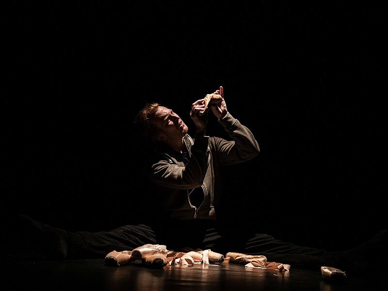 Das Kammerballett "First Steps" feierte erfolgreiche Premiere im Theater in der Reithalle in Coburg.Kammerballett "First Steps" in Coburg Das Kammerballett "First Steps" feierte erfolgreiche Premiere im Theater in der Reithalle in Coburg.