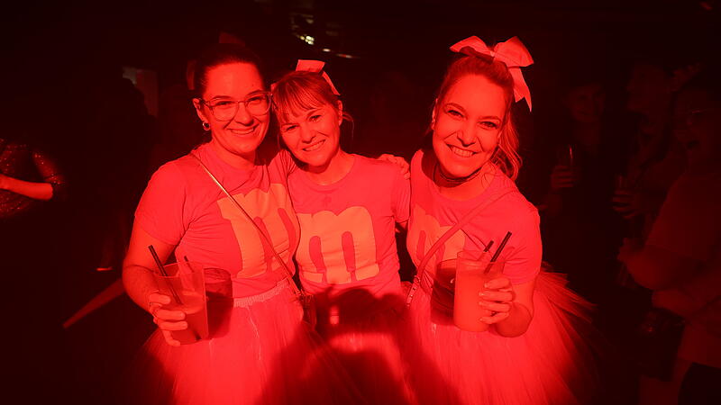 Eine Nacht in Rot: Faschingsparty in Stadtsteinach