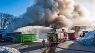 Großalarm in Forchheim: Recyclinghof in FlammenForchheim & Fränkische Schweiz