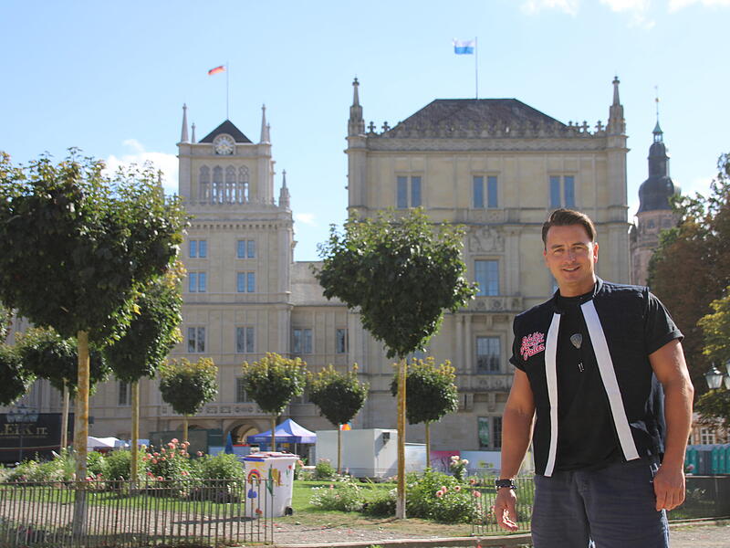 Andreas Gabalier auf dem Schlossplatz in Coburg.