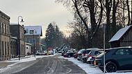 Die Pendlerparkplätze in Neuenmarkt sind auch ohne Sperrung der Bundesstraße schon gut belegt.