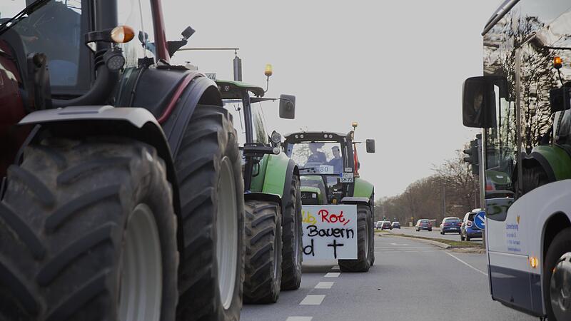Der Protestzug aus Neunkirchen am Brand erreicht ForchheimDer Protestzug aus Neunkirchen am Brand erreicht Forchheim