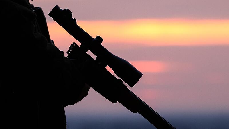 Wann darf ein J&auml;ger auf einen Hund schie&szlig;en? Der Fall in Knetzgau erhitzt die Gem&uuml;ter.