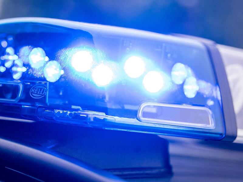 &Uuml;berfall bei Bad Staffelstein: Vermummte M&auml;nner attackieren Autofahrer