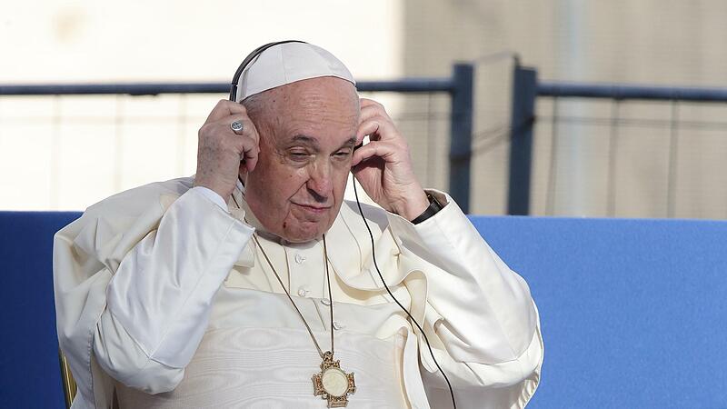 Papst Franziskus m&ouml;chte modernere Strukturen  f&uuml;r die katholische Kirche. Dar&uuml;ber wird ab Sonntag auf der Weltsynode diskutiert.