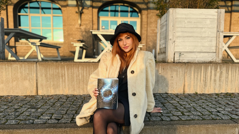 Die Freude ist gro&szlig; bei May Sommer: Mit ihrem Deb&uuml;t hat sie es auf die Nominiertenliste eines begehrten Buchpreises geschafft.