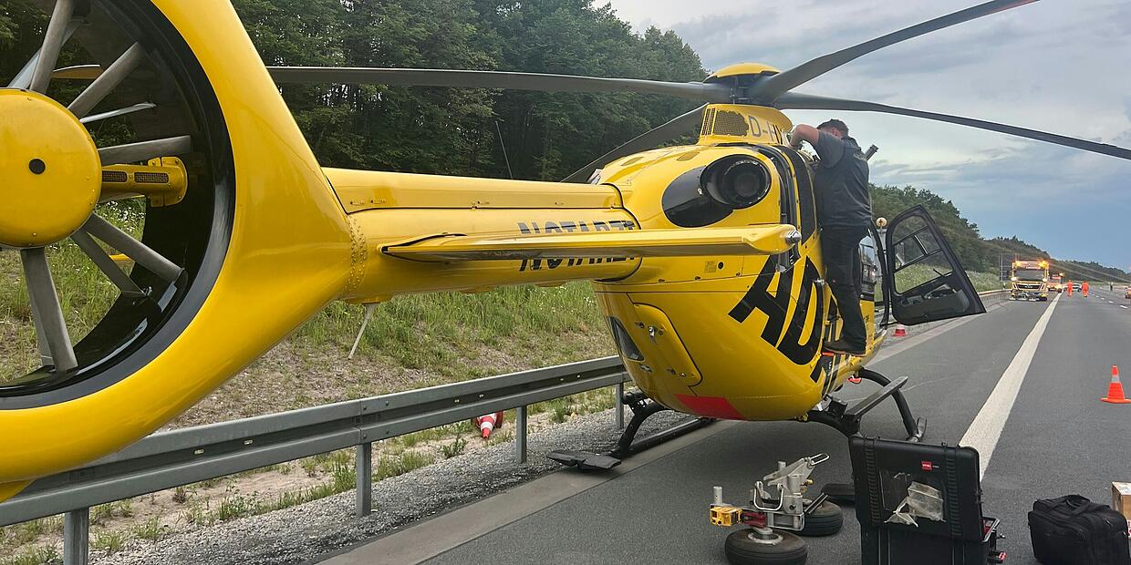 Geiselwind A3 Rettungshubschrauber bleibt mit technischem Defekt liegen: A3 nach ...
