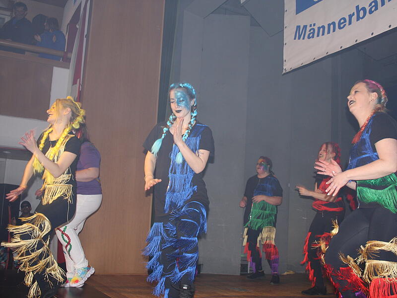 So wird Fasching 2026 in Pottenstein gefeiert: Die sch&ouml;nsten Bilder vom Gauditreffen.
