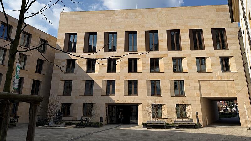 Im Herzogenauracher Rathaus regiert k&uuml;nftig ein Zukunftsb&uuml;ndnis aus SPD, CSU und Junge Union.