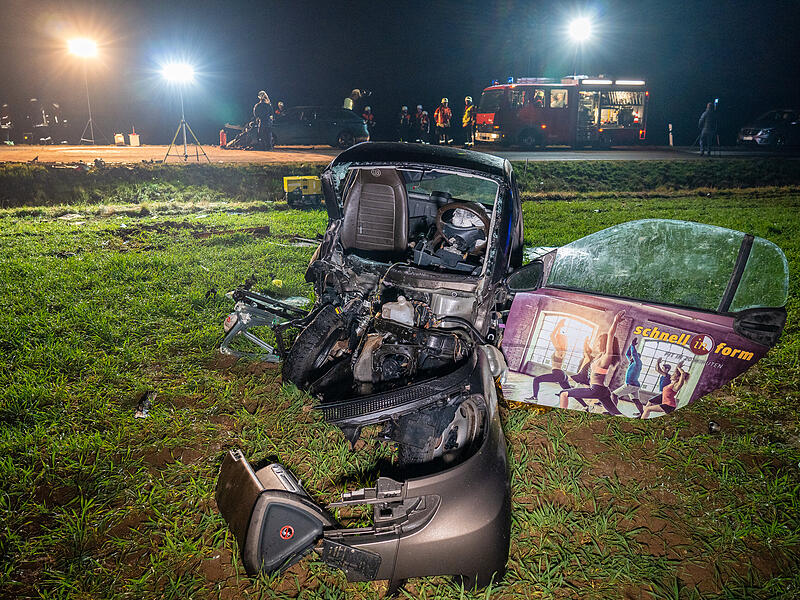 Folgenschwerer Frontalcrash fordert zwei SchwerverletzteFrontalcrash Kleinsendelbach