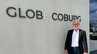 Auch wenn das &bdquo;E&ldquo; zurzeit fehlt: Interimsintendant Ulrich Peters freut sich auf seine erste Spielzeit im Globe, der Interimsspielst&auml;tte des Landestheaters Coburg.