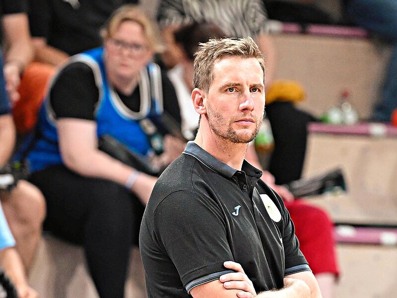 Sport Basketball 2. Bundesliga PROA Saison 2026 / 2027  Privatspiel Samstag 05.09.2026  Bayreuth Oberfrankenhalle  MpK-Cup kleines Finale Spielbeginn 15.00 h MpK Bayreuth gegen Nitra Blue Wings Halbzeitergebnis 43:47  Endstand 76:93 Vincent van Sliedregt