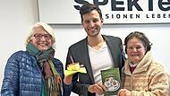 Florian Brodrecht (M.) bei der Präsentation des Backbuchs. Florian Brodrecht (M.) bei der Präsentation des Backbuchs.