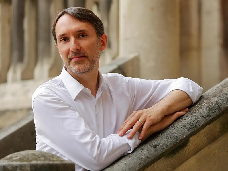 Olivier Latry, Titularorganist von Notre Dame de Paris, spielt in der Stadtpfarrkirche.