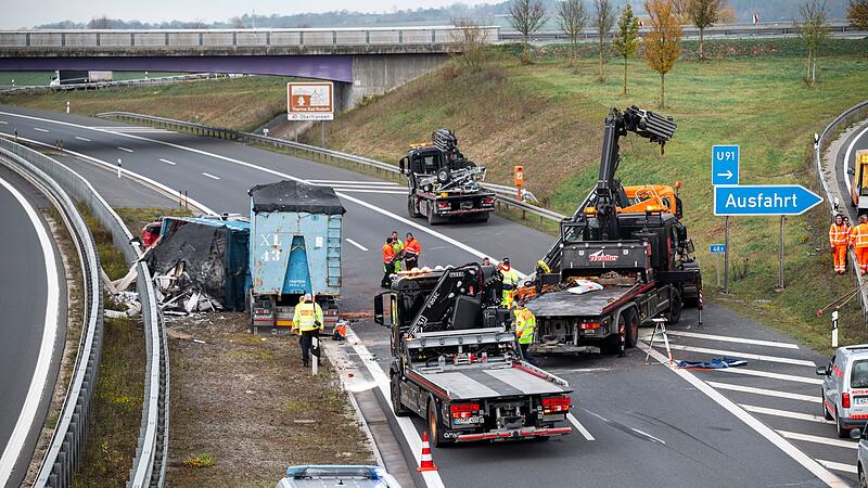Unfall auf Autobahn 73 Unfall auf Autobahn 73
