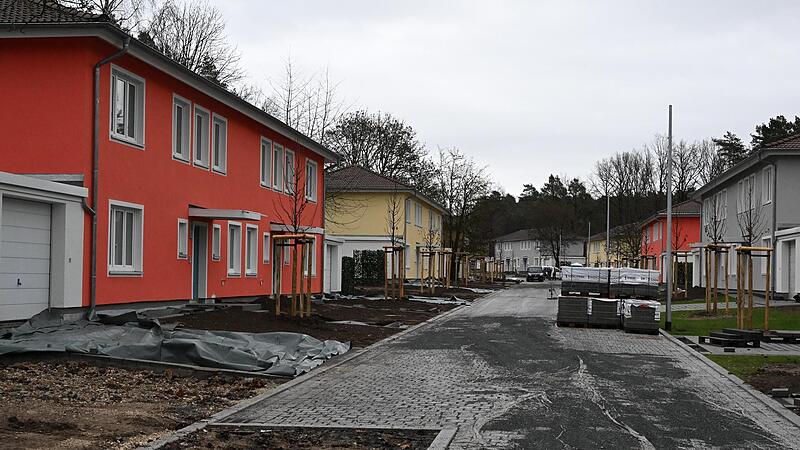 Das neue, alte Wohnviertel der Offiziersh&auml;user der US-Armee zwischen Ankerzentrum und Autobahn wird im Februar bezogen.