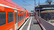 Die Bahnsteige am Staffelsteiner Bahnhof sind ab sofort barrierefrei zu erreichen.