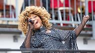 Mit der „Live Tina Turner Show“ begeisterte Pamela O’Neal die zahlreichen Besucher.
