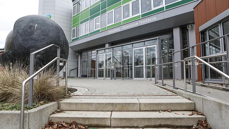 Auch das Ehrenb&uuml;rg-Gymnasium wartet auf neue Sch&uuml;ler.Forchheim & Fr&auml;nkische Schweiz