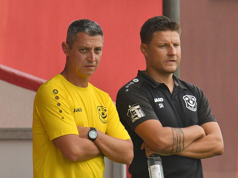 Die Schernecker Trainer Jörg Opel (links) und Sebastian Hammerschmidt (rechts) können zufrieden mit dem Saisonstart sein. Die Schernecker Trainer Jörg Opel (links) und Sebastian Hammerschmidt (rechts) können zufrieden mit dem Saisonstart sein.