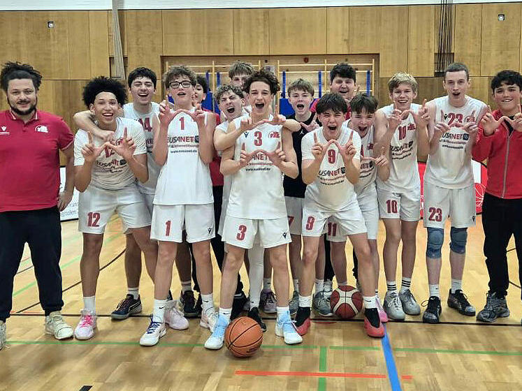 Gro&szlig;e Freude bei der U16, die dem Jugend-Leistungskonzept des TTL Bamberg den ersten gro&szlig;en Erfolg beschert: Zusammen mit dem Freak City e.V. vertreten sie die Bamberger Farben bei der Bayerischen Meisterschaft in M&uuml;nchen.