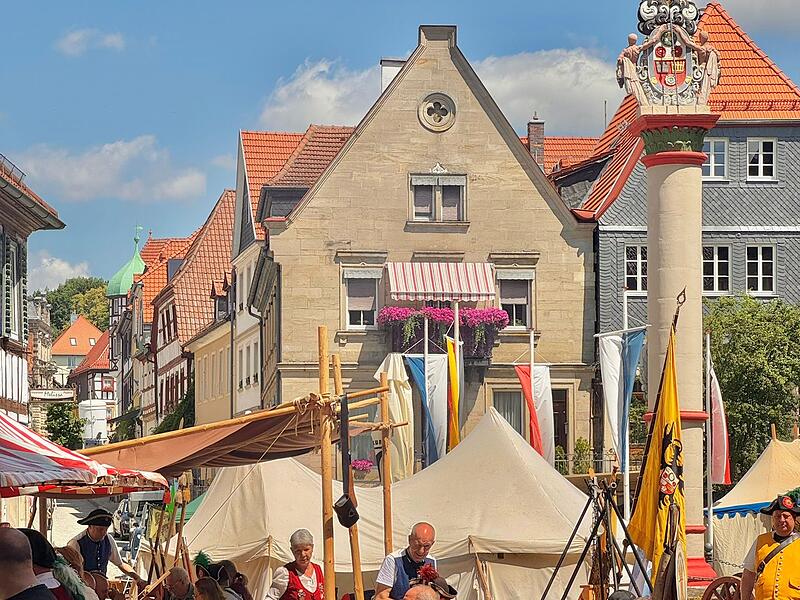 Die sch&ouml;nsten Momente des Historischen Stadtspektakels wurden im Bild festgehaltenSo toll wurde in Kronach das Stadtspektakel 2025 gefeiert