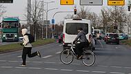 Wie will es Forchheim schaffen, den Verkehr vor allem in der Innenstadt nicht unter die R&auml;der kommen zu lassen? Einem Verkehrskonzept sind die Planer wieder ein St&uuml;ck n&auml;her &ndash; dank reger Beteiligung der Einwohner.Forchheim & Fr&auml;nkische Schweiz