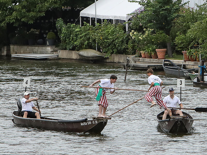 Bamberg; Sandkirchweih Samstag mit Jugend-FischerstechenDer Sandkerwa-Samstag in Bildern