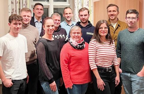 Die Kandidaten (v.l.): Richard Hofmann, Steffen Hacker, Johannes Kre&szlig;, Rebecca Mahr, Manfred Bauer, Manuel Grundt, Dominika Richter, Jens Helfert, Maria Himmler, Urban Plangger und Markus Hacker; auf dem Bild fehlt Simone Kunz.