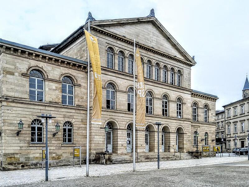 Wie geht’s weiter mit dem Landestheater in Coburg? Die dringend notwendige Generalsanierung dürfte sehr teuer werden. Möglicherweise zu teuer? Wie geht’s weiter mit dem Landestheater in Coburg? Die dringend notwendige Generalsanierung dürfte sehr teuer werden. Möglicherweise zu teuer?