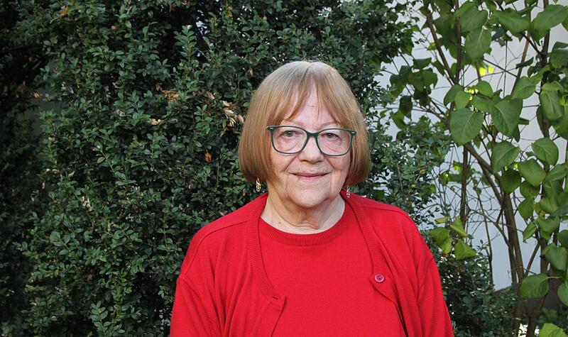 Der 77-jährigen Cilli Ziegler aus Hammelburg liegt die Demokratie sehr am Herzen, sie appelliert an ihre Mitmenschen: „Geht zur Wahl!“ Der 77-jährigen Cilli Ziegler aus Hammelburg liegt die Demokratie sehr am Herzen, sie appelliert an ihre Mitmenschen: „Geht zur Wahl!“