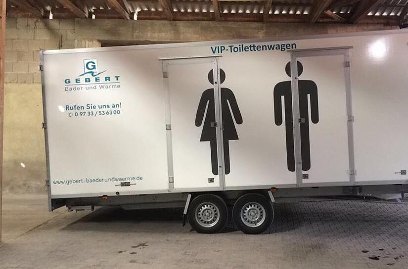 Der Diebstahl dieses VIP-Klowagens in Kulmbach liefert Stoff für den nächsten Franken-Tatort.