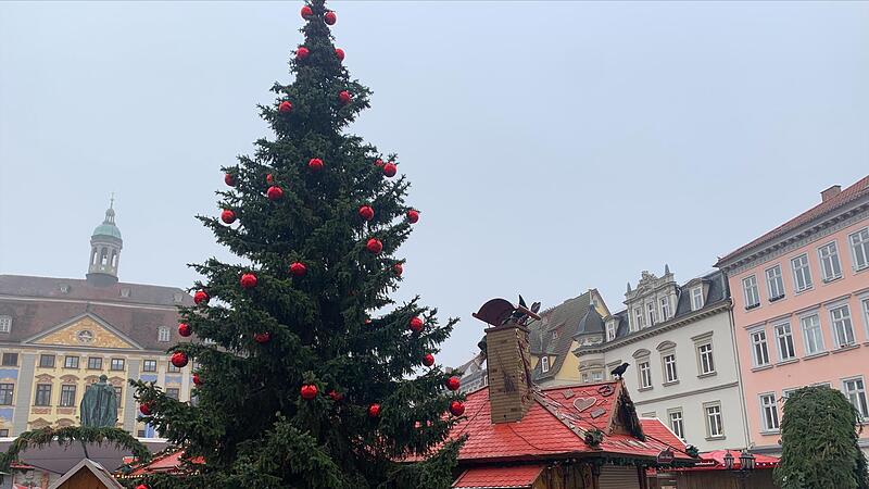 F&uuml;r den Weihnachtsbaum auf dem Coburger Marktplatz wurde in diesem Jahr erstmals ein Name gesucht.