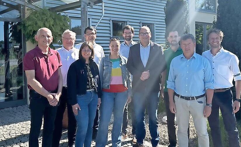 Die SPD-Kreistagsfraktion zu Besuch bei Maschinenbau Grimmer in Lisberg.