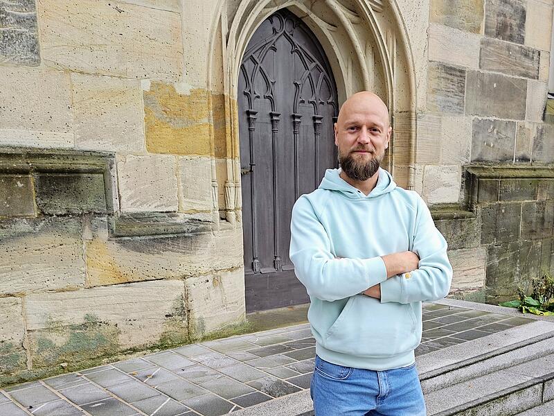 Neustadt: Neuer Vikar über seinen Weg und seine Hobbys