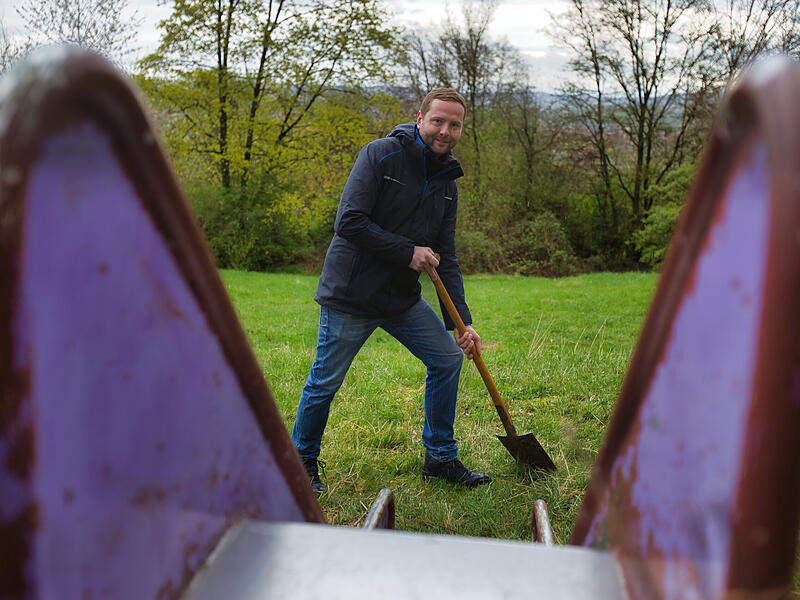 Thomas Lehnert ist  guter Dinge, was den Spielplatz Weingartsteig angeht.