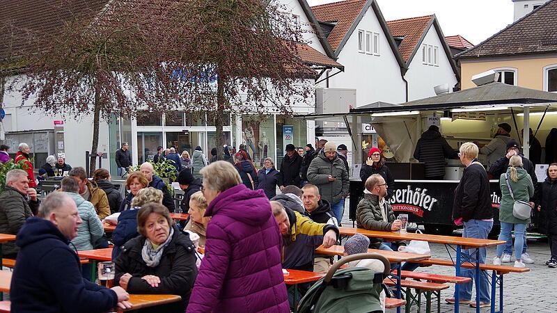 Kronach lud zum sonnt&auml;glichen Einkaufsbummel