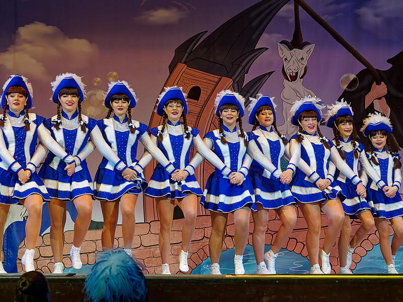 Prunksitzung Brucker Gaßhenker 2026Prunksitzung Brucker Gaßhenker 2026 Die Heinrich‑Lades‑Halle in Erlangen war nahezu ausverkauft, als die Brucker Gaßhenker ihre Faschingsgala feierten.