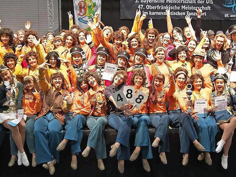 Die Abordnung aus Röttenbach war bei der bayerischen Meisterschaft sehr erfolgreich. Die Abordnung aus Röttenbach war bei der bayerischen Meisterschaft sehr erfolgreich.