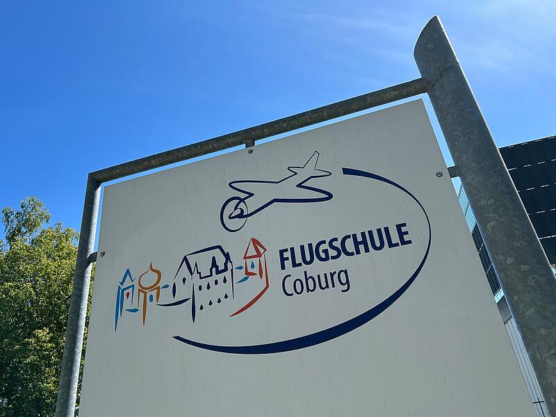 Auch die Flugschule Coburg hat sich f&uuml;r ein Logo mit Veste entschieden!