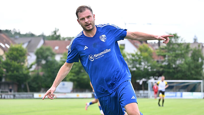 Der ewige Torjäger: Tom Jäckel beendet Karriere Mehr als 200 Tore schoss Tom Jäckel im höherklassigen Amateurfußball. Im Sommer beendet der spielende Weisendorfer Co-Trainer seine bemerkenswerte Karriere.